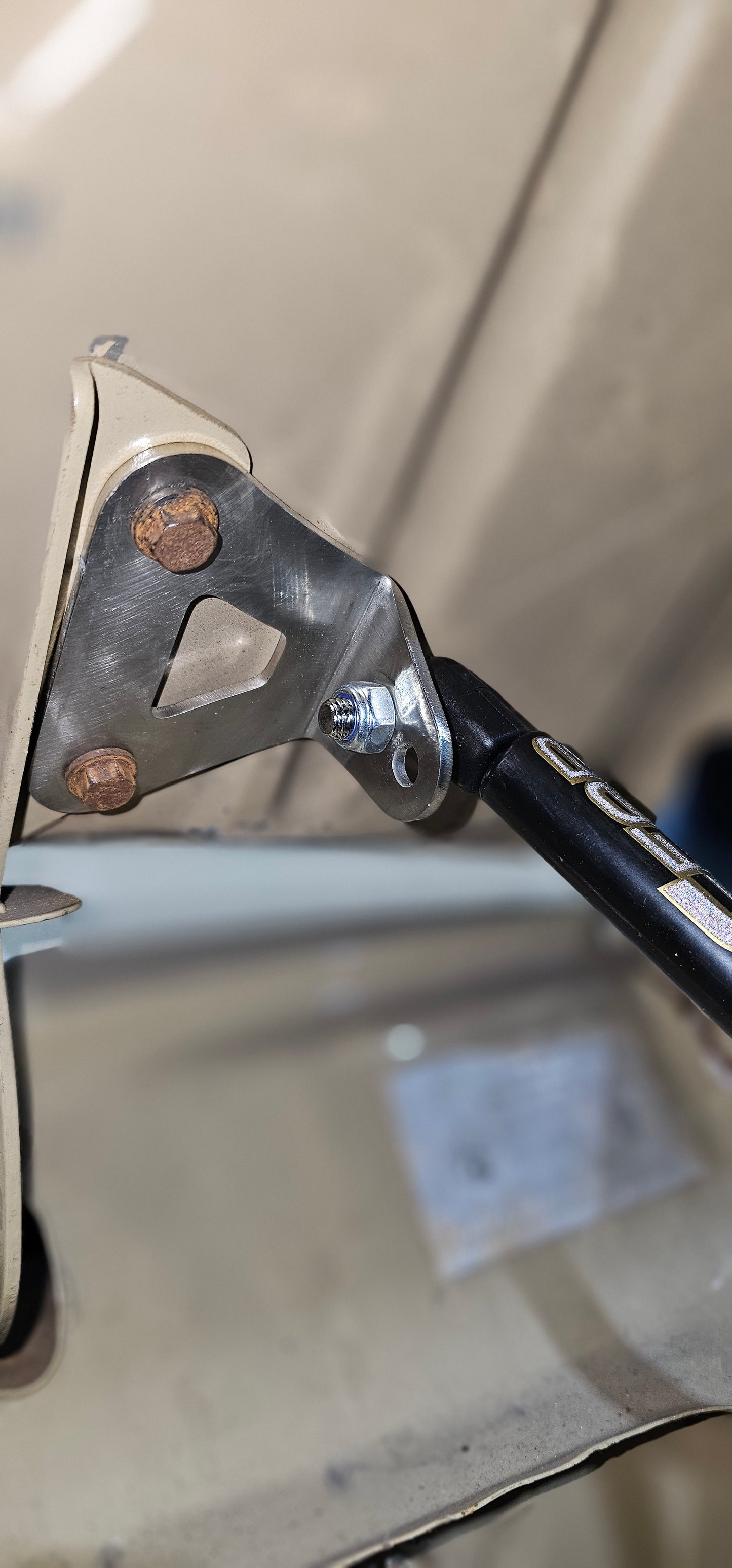 Datsun 1200 bonnet gas strut kit.